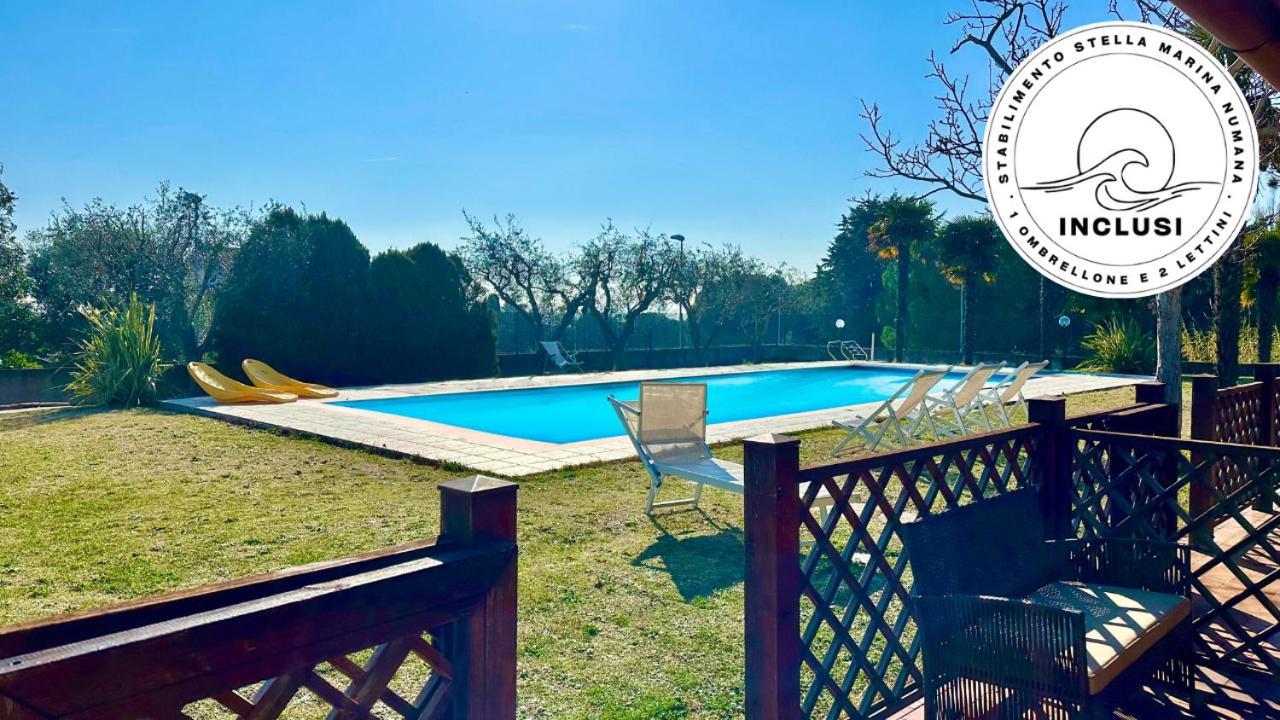Viva3 - Numana, Ampio Trilocale In Villa Con Piscina Dış mekan fotoğraf
